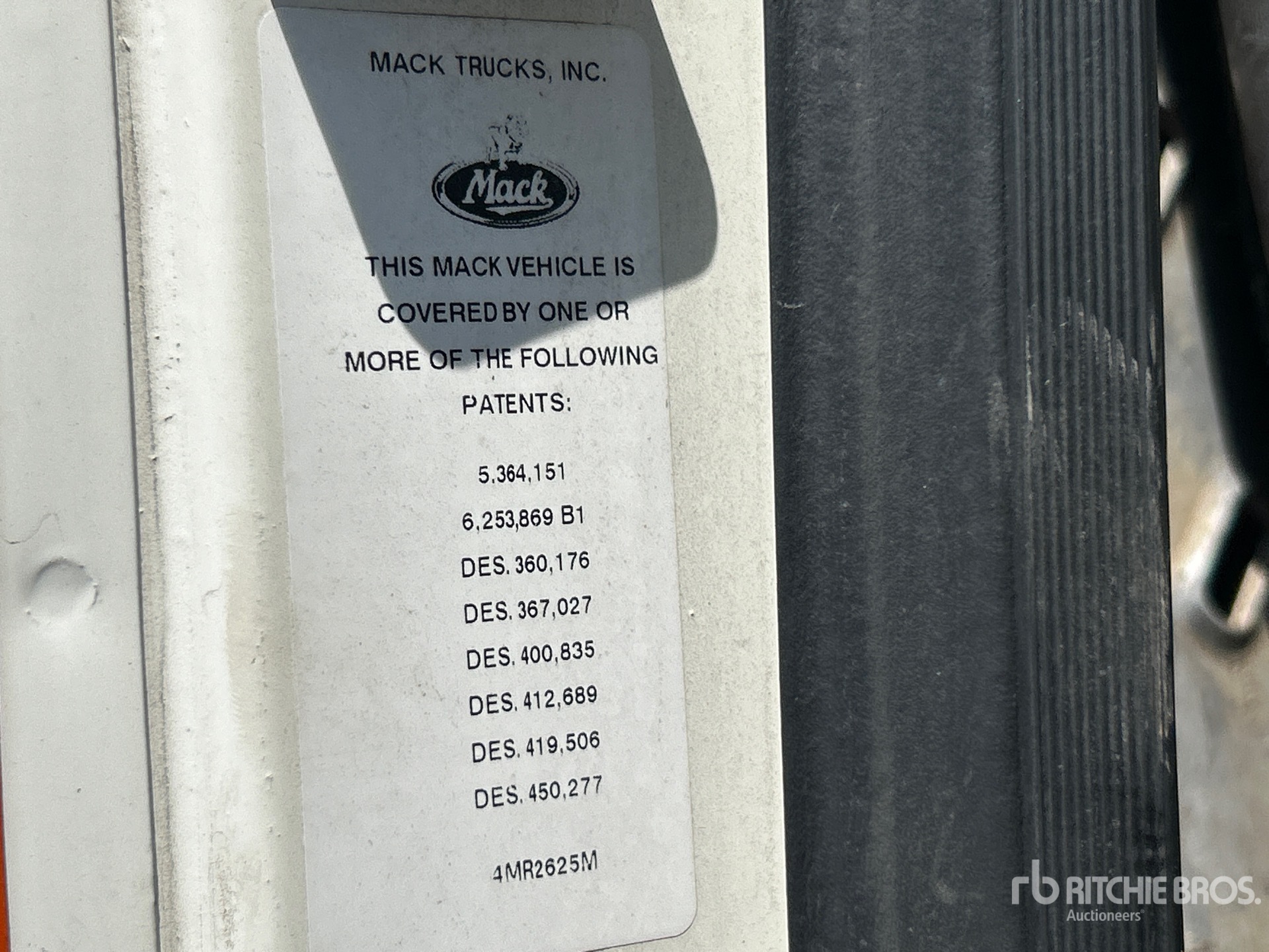 Mack CXU613