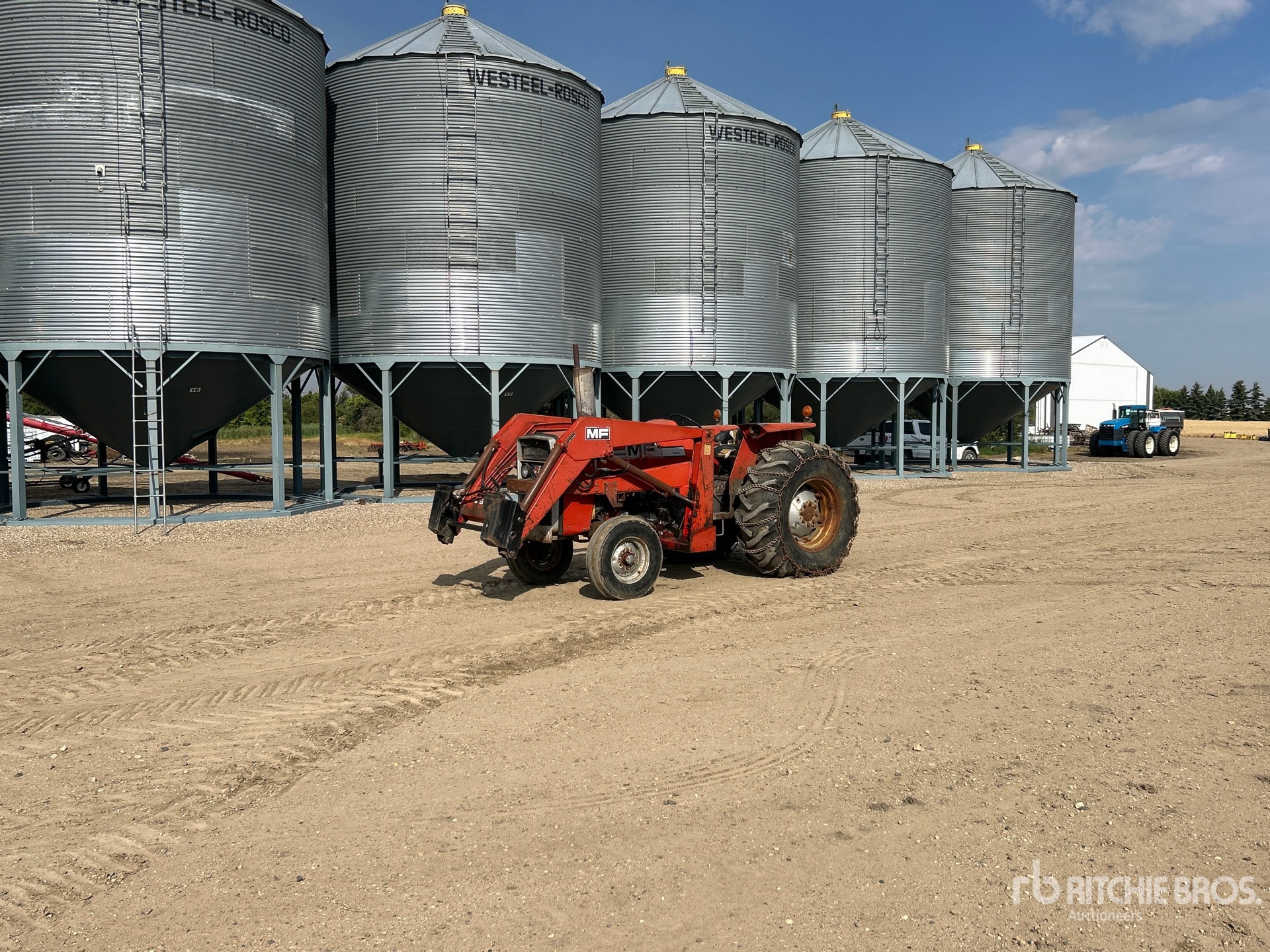 1975 Massey Ferguson 275