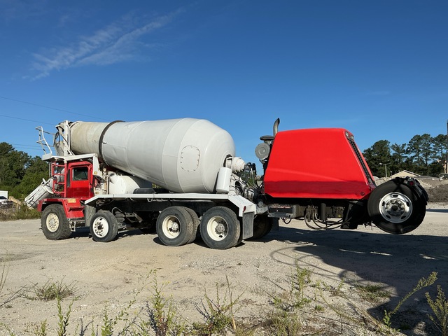 2007 Oshkosh S Series 8x6 Front Discharge Mixer Truck 2007 Oshkosh S Series 8x6 Front Discharge Mixer Truck