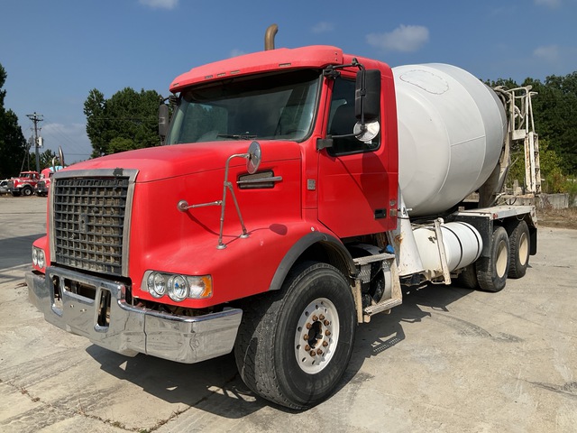 2015 Volvo VHD 6x4 Mixer Truck