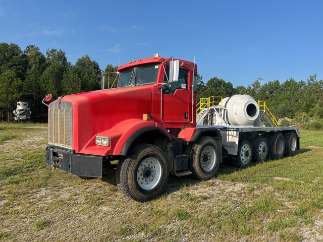 2008 Kenworth T800 8x4 Twin-Steer Cab and Chassis
