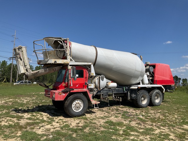 2007 Oshkosh S-2346 6x6 Front Discharge Mixer Truck