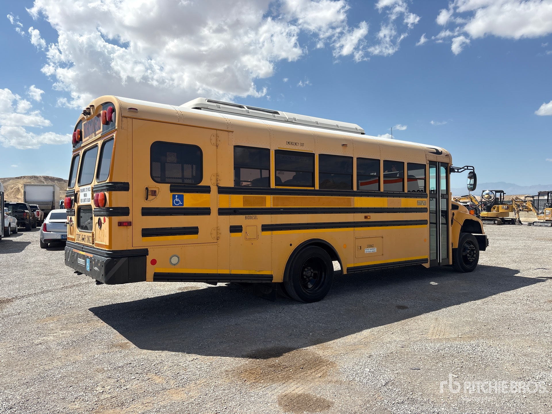2011 Bluebird 4X2 12-SEAT SCHOOL