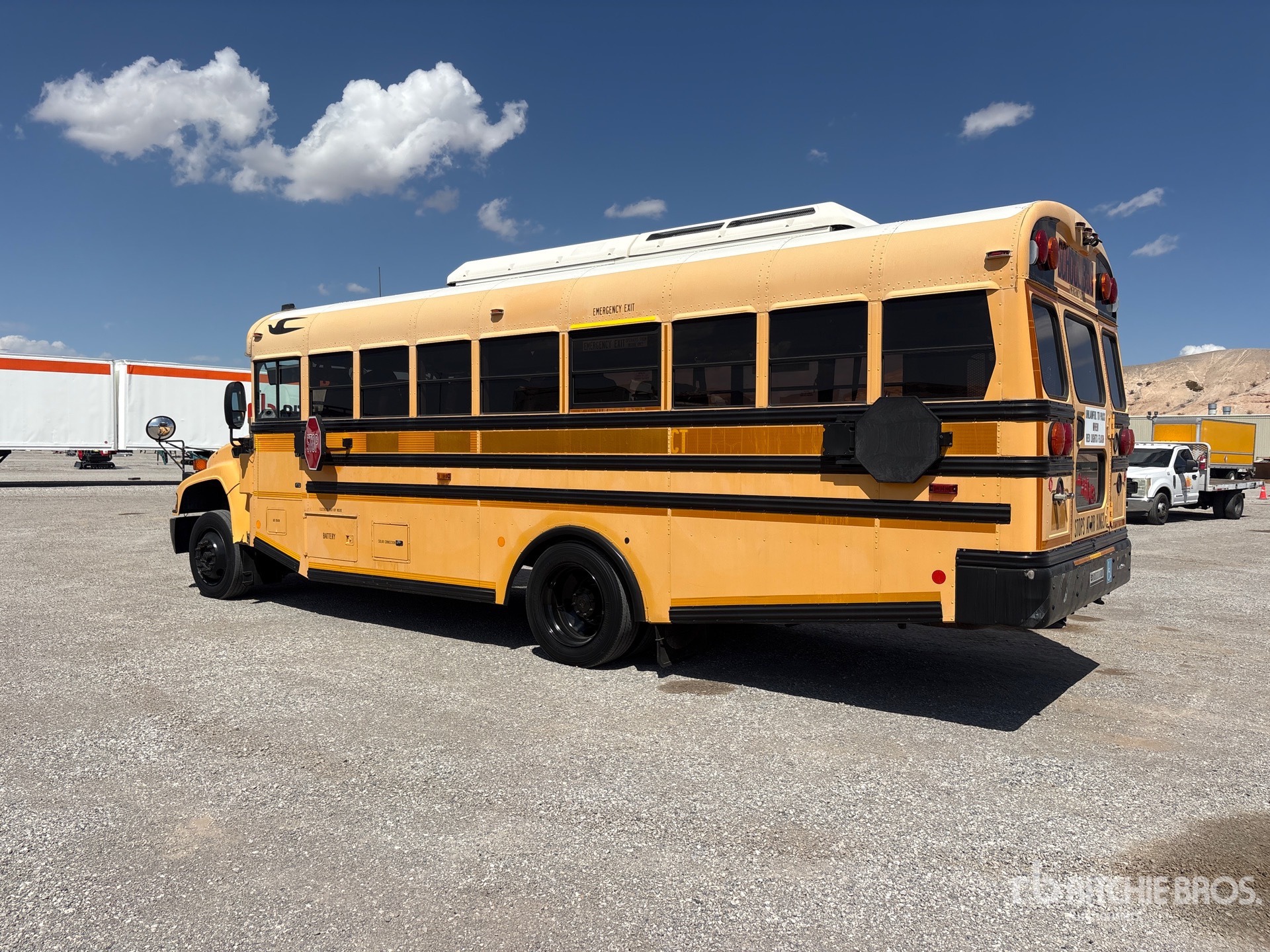 2011 Bluebird 4X2 12-SEAT SCHOOL