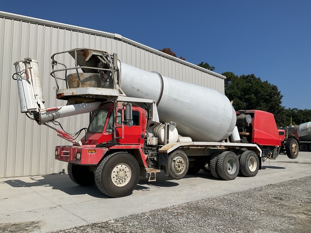 2007 Oshkosh S Series 10x6 Front Discharge Mixer Truck 2007 Oshkosh S Series 10x6 Front Discharge Mixer Truck