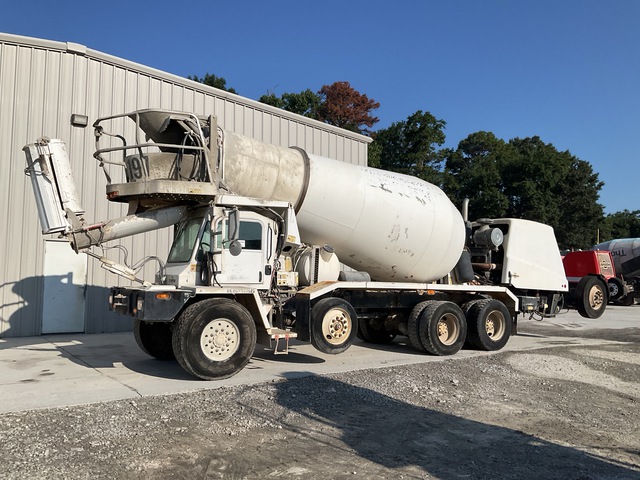 2007 Oshkosh S Series 10x6 Front Discharge Mixer Truck 2007 Oshkosh S Series 10x6 Front Discharge Mixer Truck