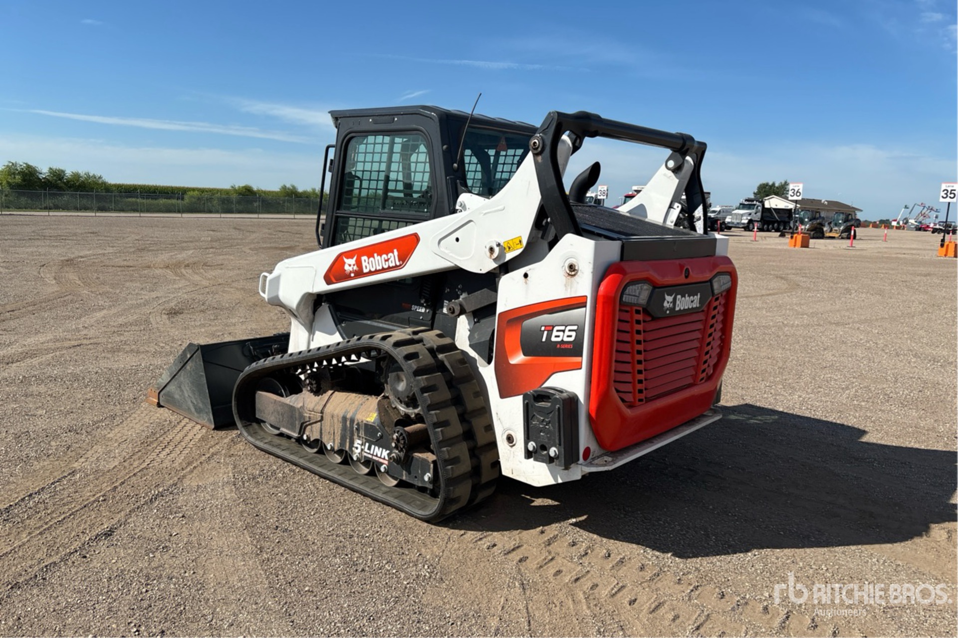 2022 Bobcat T66