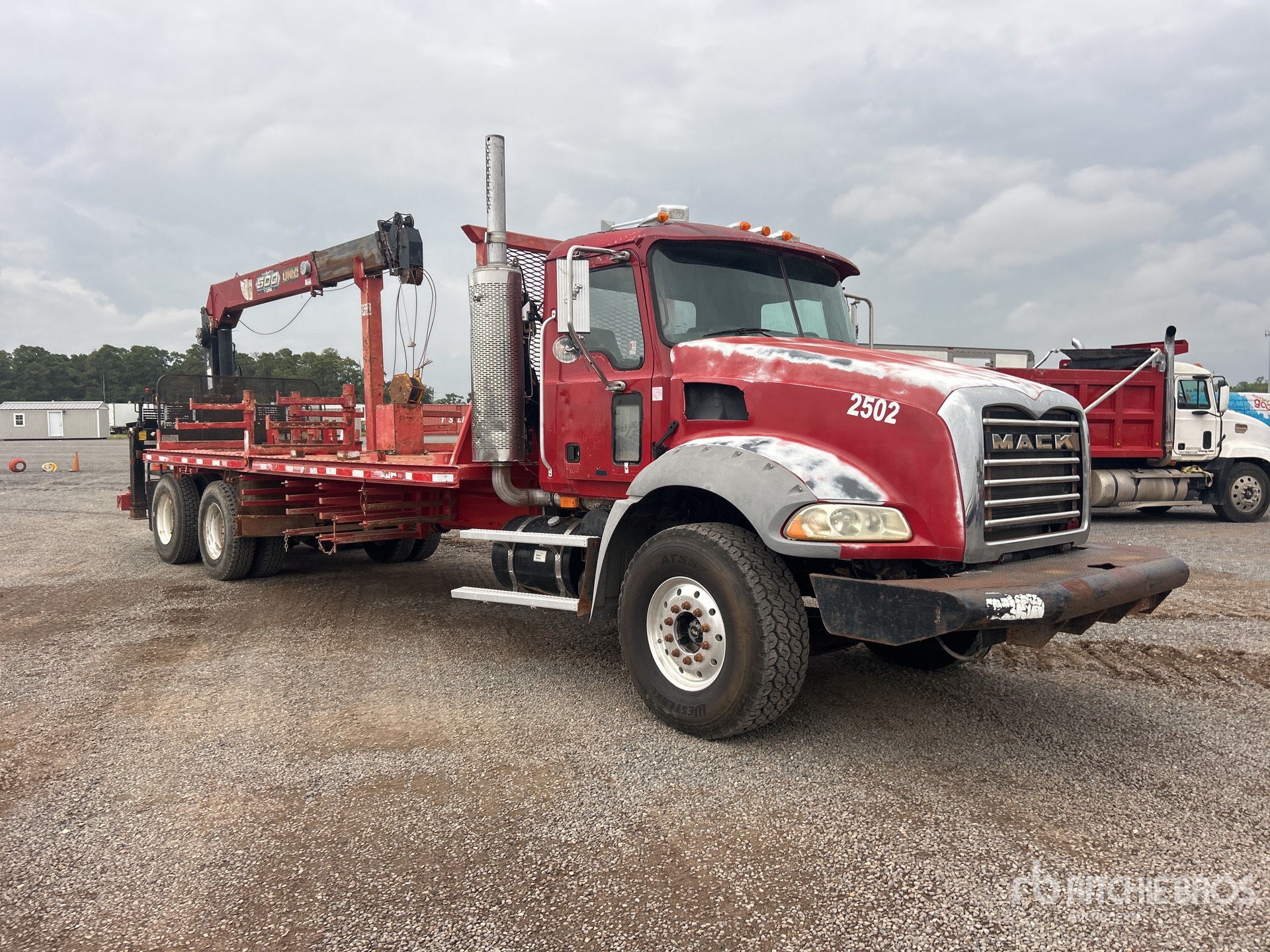 2008 Mack GU813