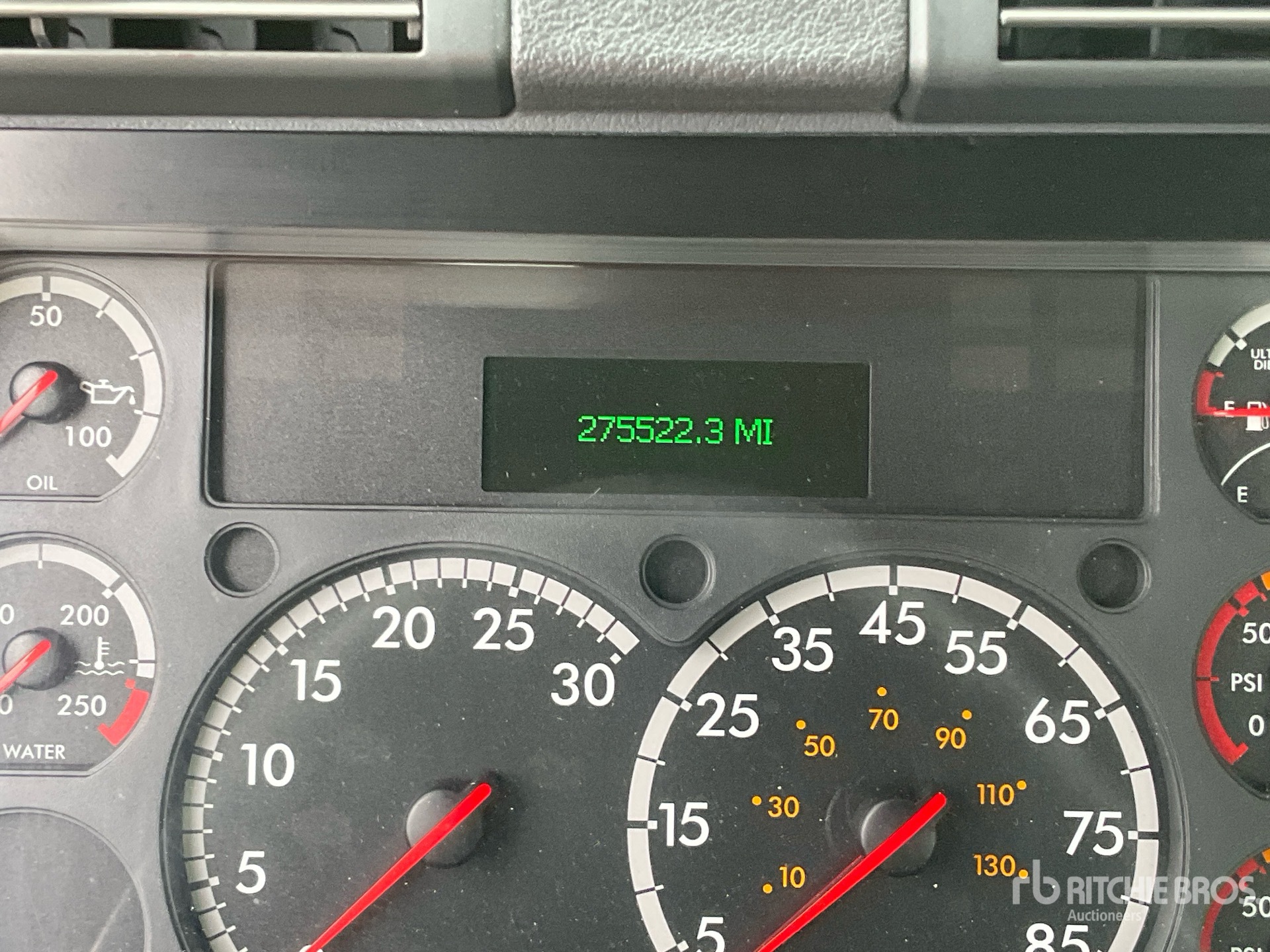 2019 Freightliner CASCADIA 126