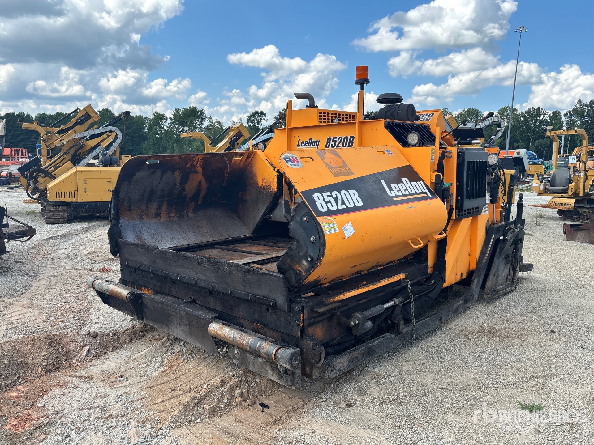 Photo of 2022 Leeboy 8520B