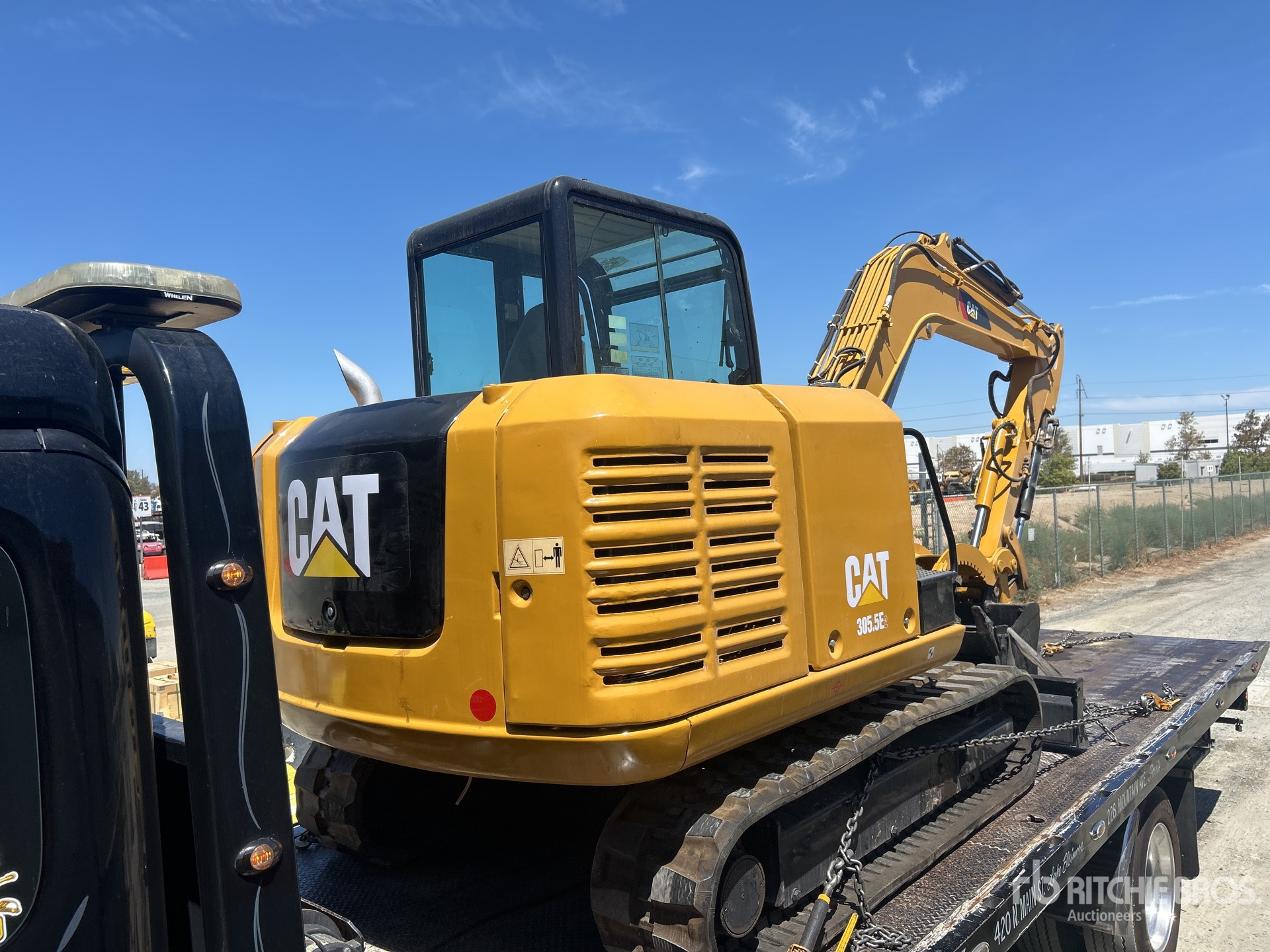 2021 Caterpillar 305.5E2