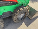 Châssis with Right Front Tire