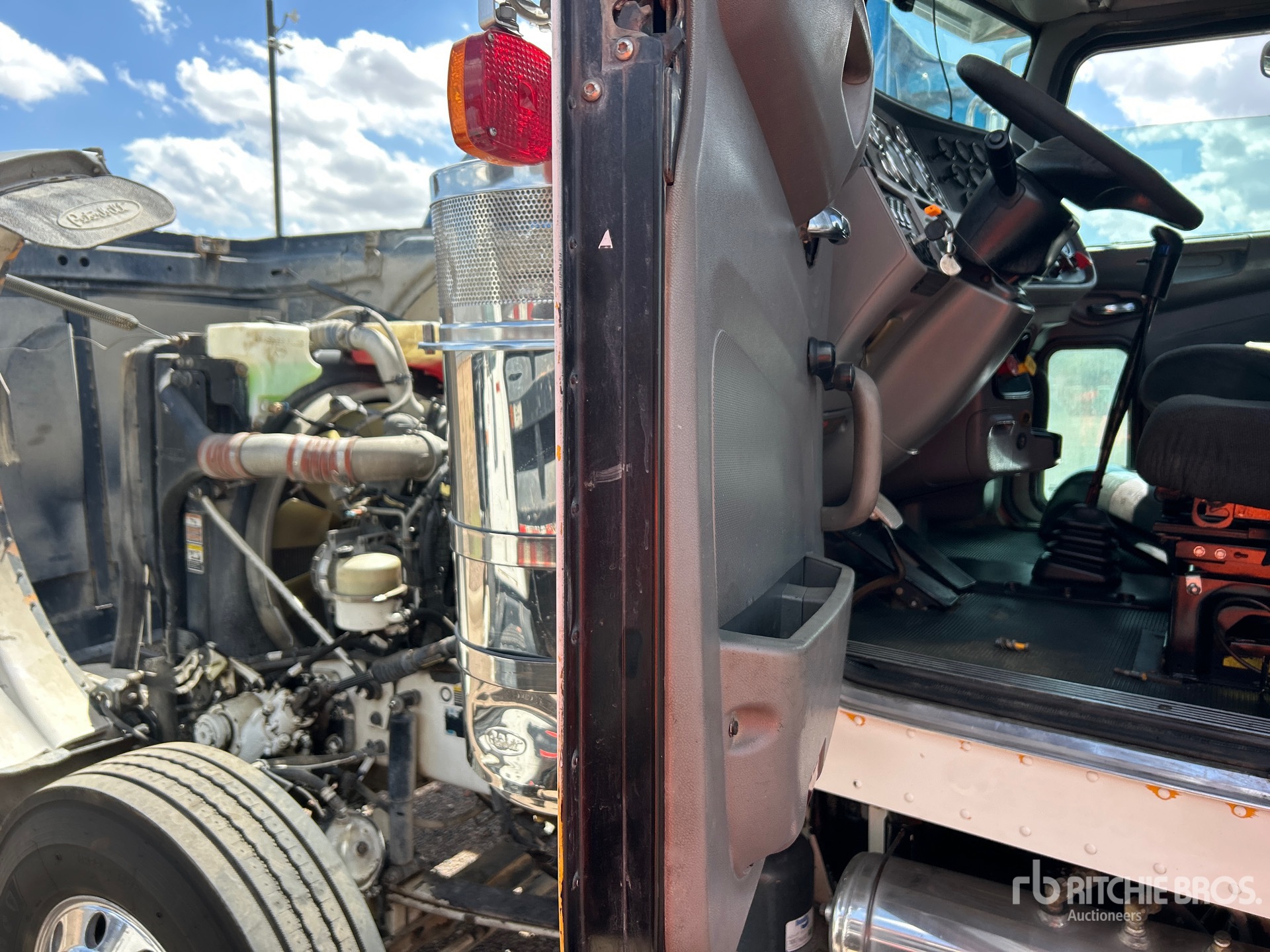 2012 Peterbilt 388