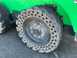 Châssis with Left Rear Tire