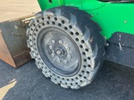Châssis with Left Front Tire