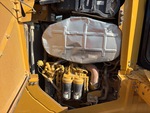 Moteur with Engine - Left Side