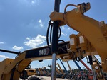 Hydraulics with Blade Lift Cylinders