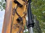 Hydraulics with Auxiliary Hydraulic Plumbing
