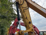 Hydraulics with Bucket Cylinder