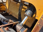 Hydraulics with Bucket Tilt Cylinders