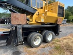Carrier Trailer with Abstützzylinder Jacks