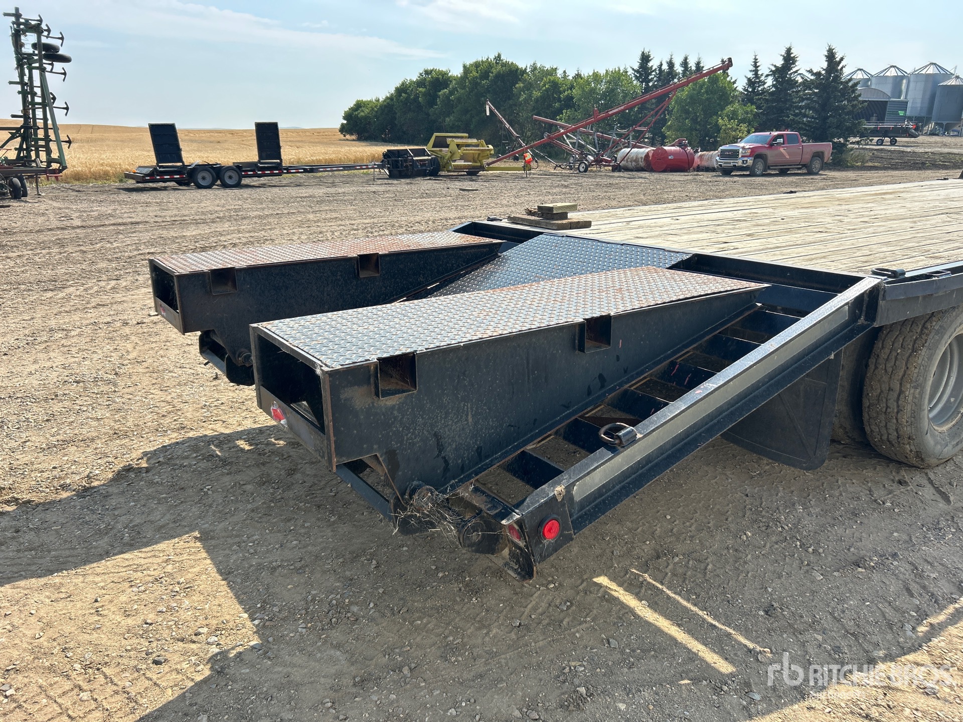 2012 Sure-Trac 25 ft T/A