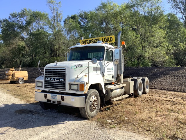 1998 Mack CH613 6x4 T/A Day Cab Truck Tractor