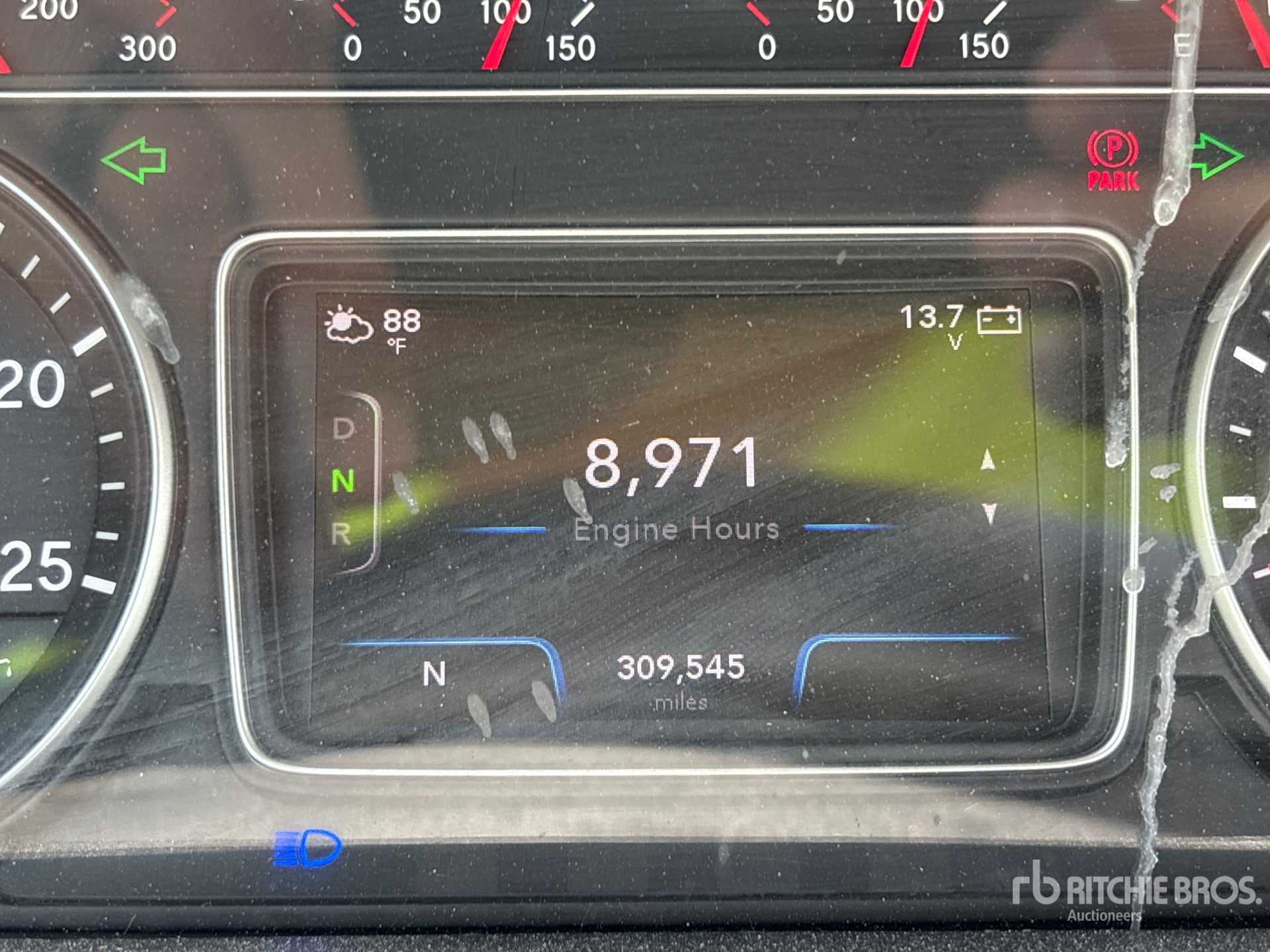 2021 International LT625