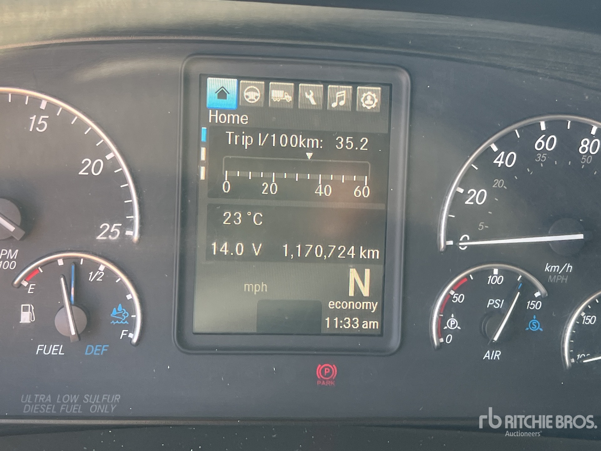2019 Freightliner CASCADIA 126