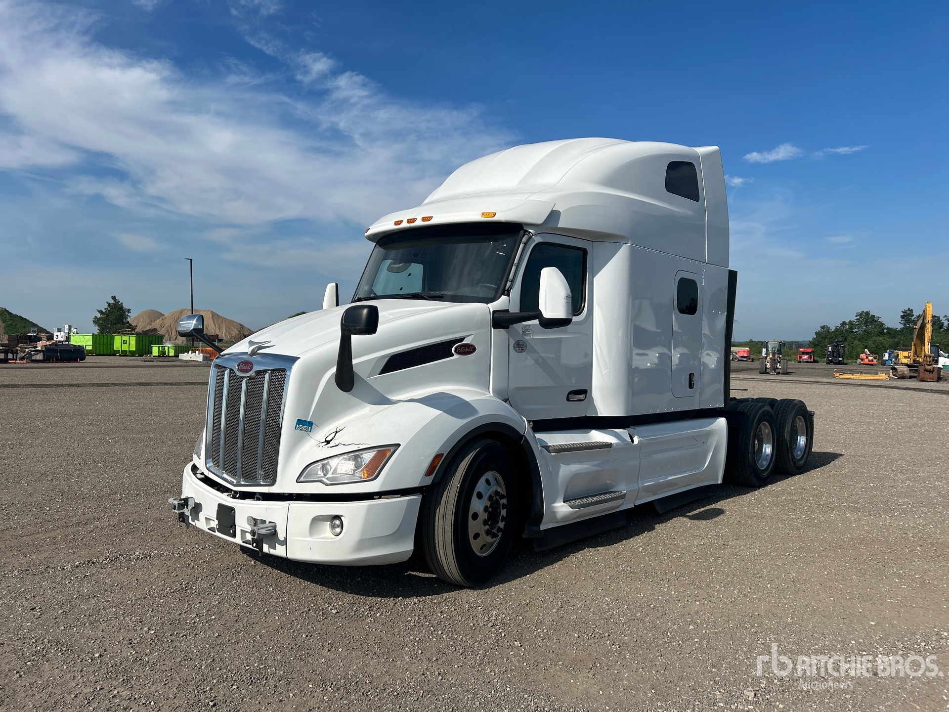 2023 Peterbilt 579