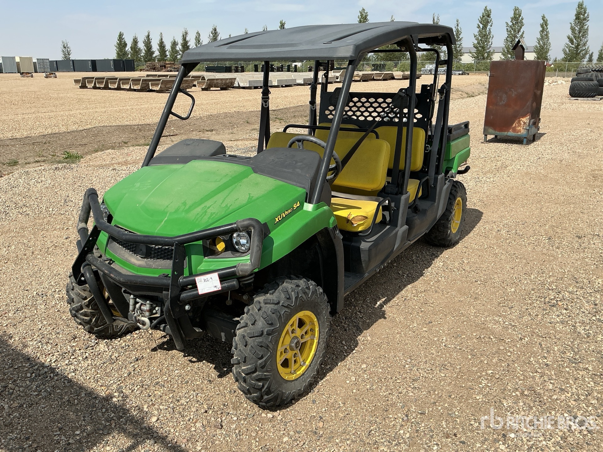 John Deere GATOR XUV550 S4