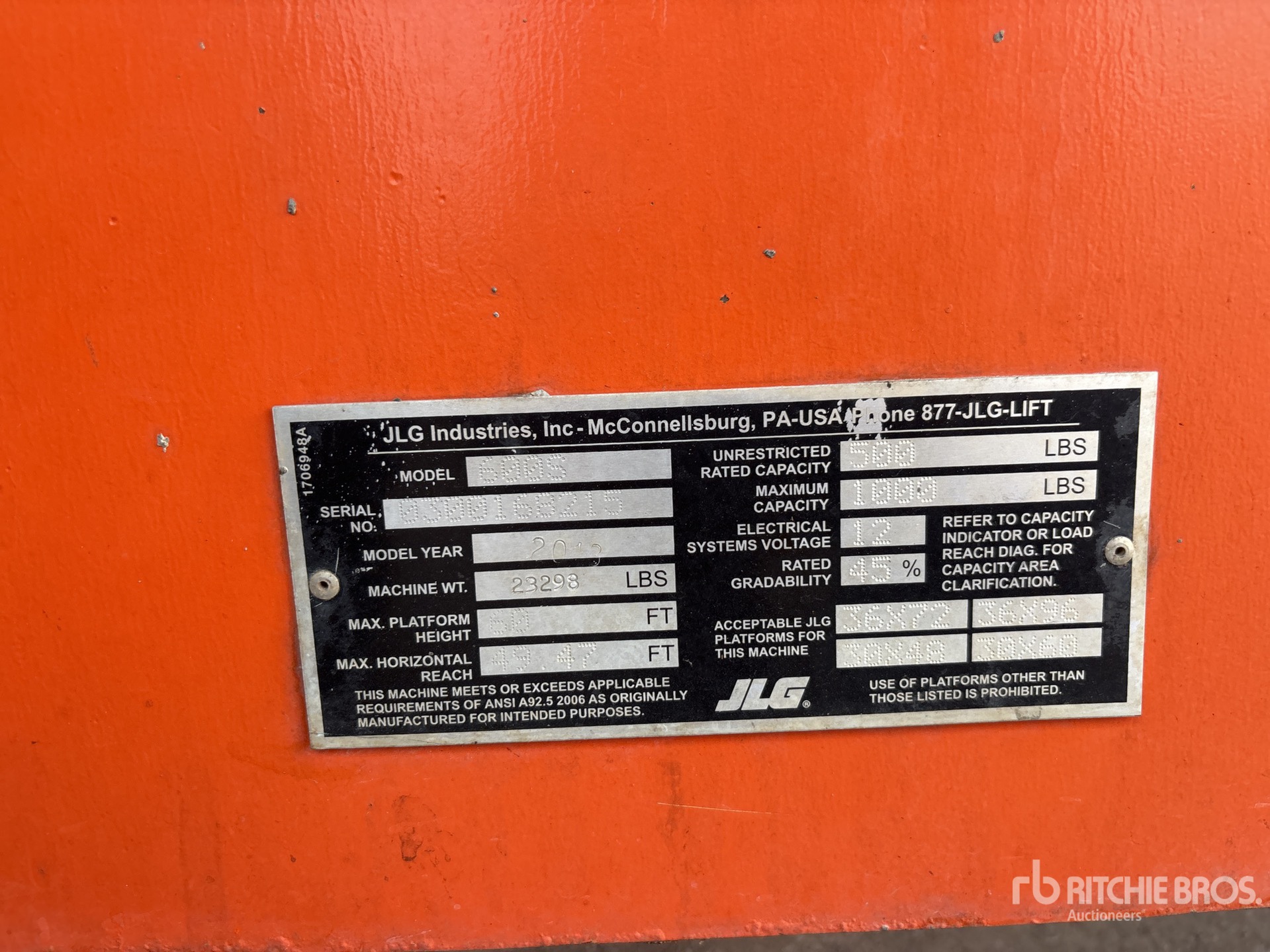 2012 JLG 600S