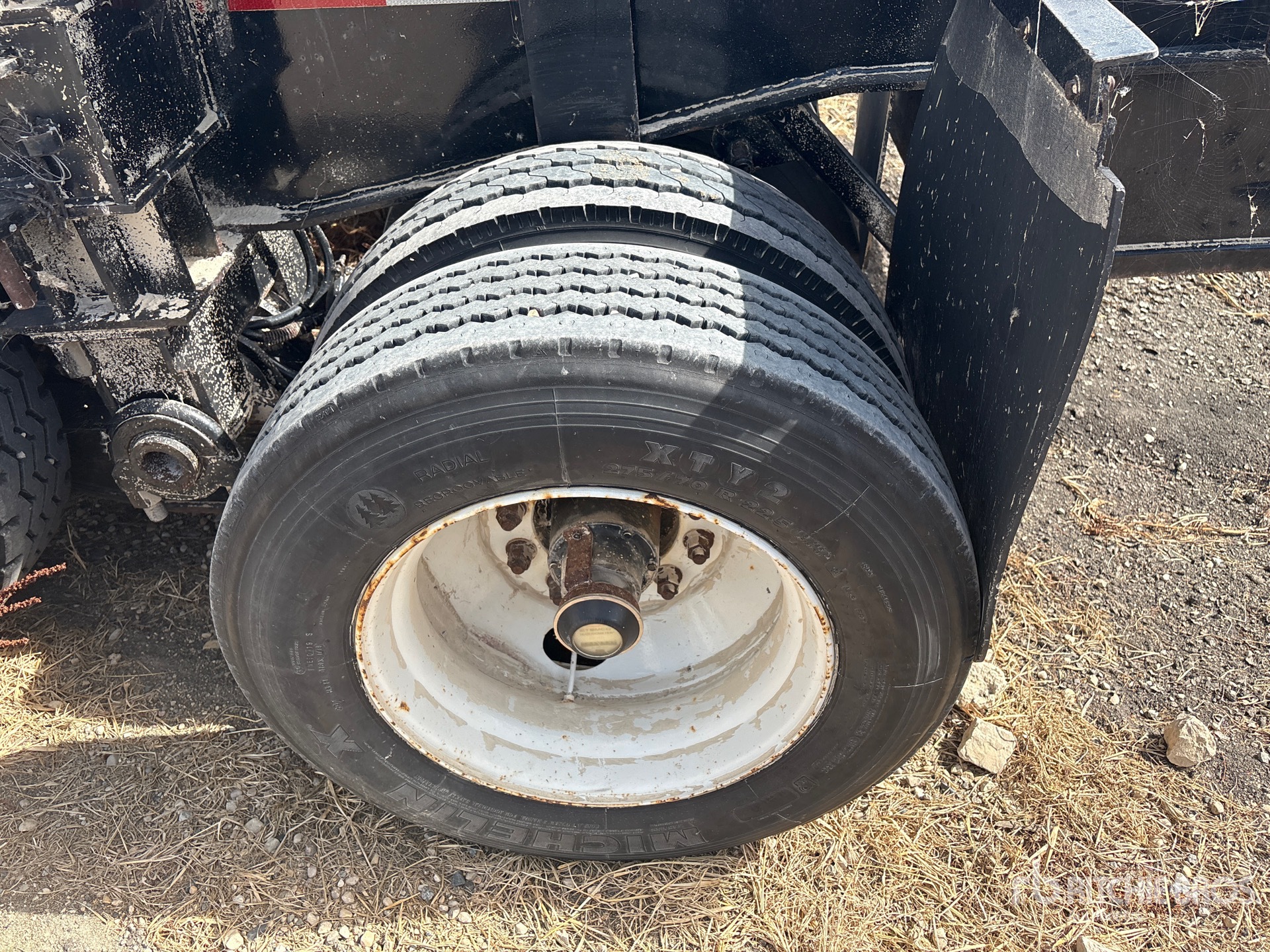 2004 Arrow Master 16-WHEEL
