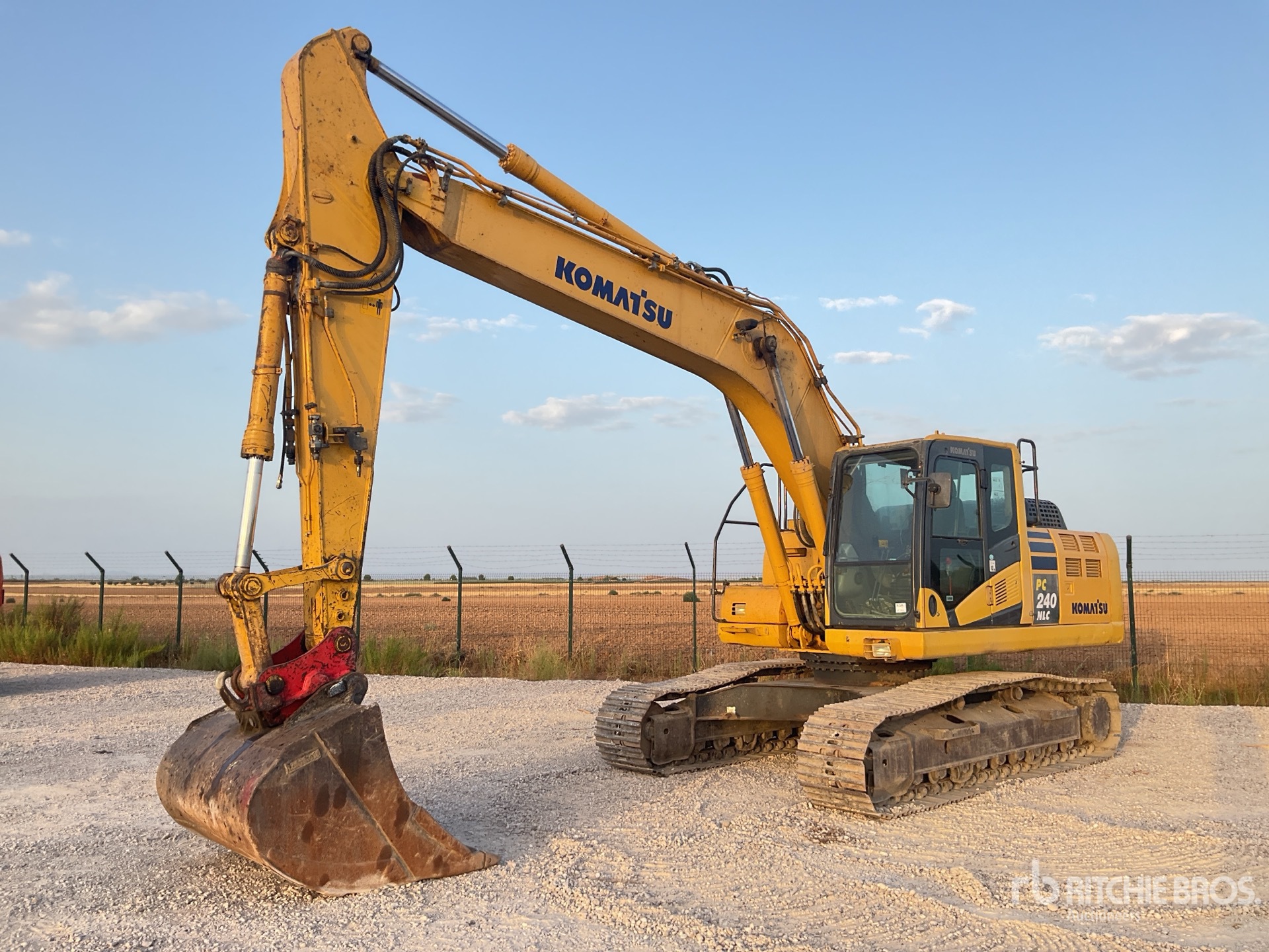 Photo of 2012 Komatsu PC240NLC-10