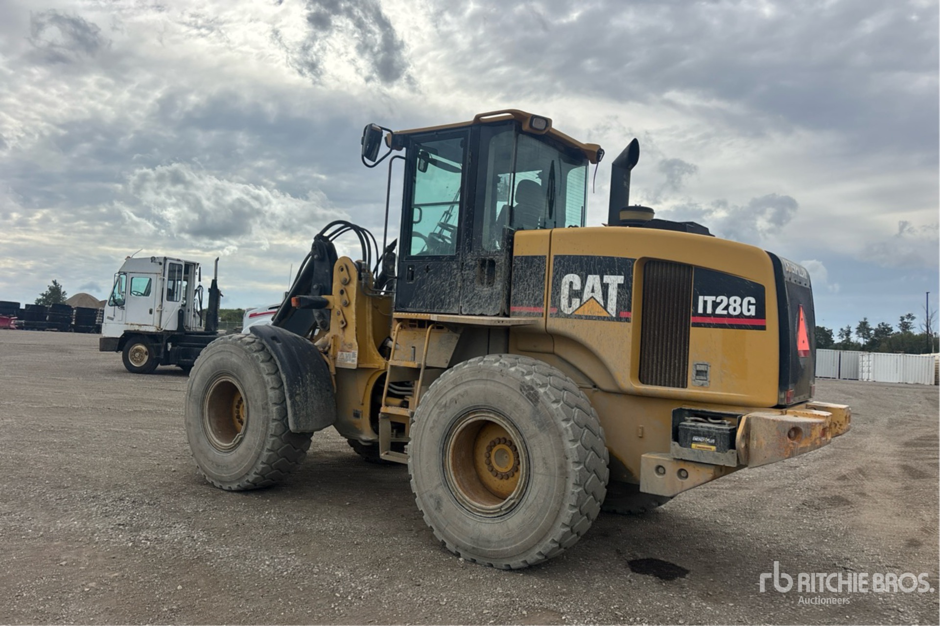 2004 Caterpillar IT28G