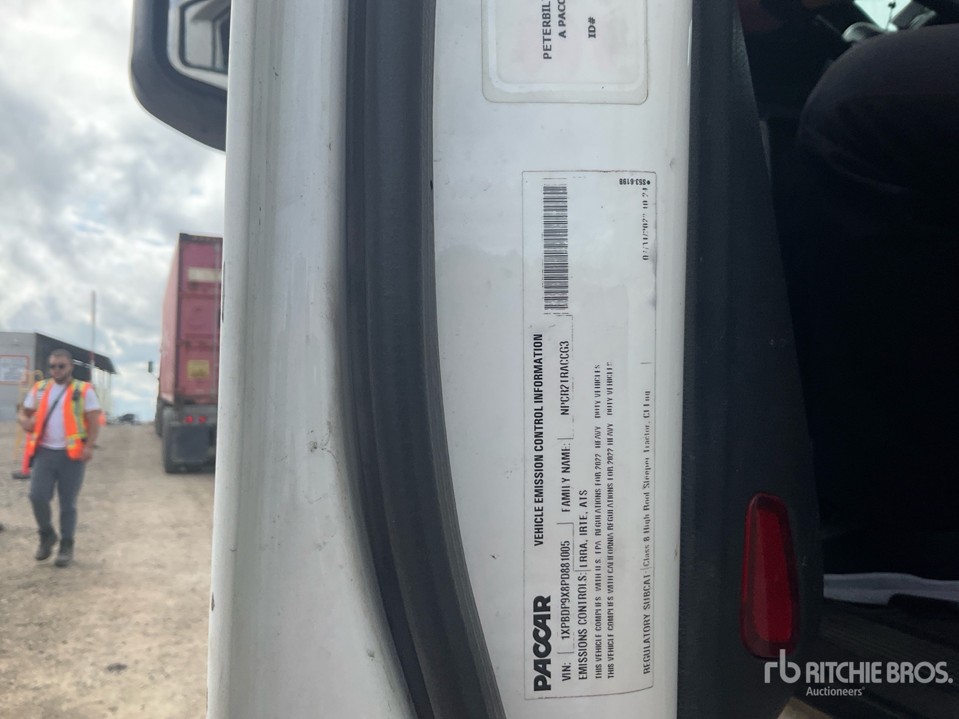 Photo of 2023 Peterbilt 579