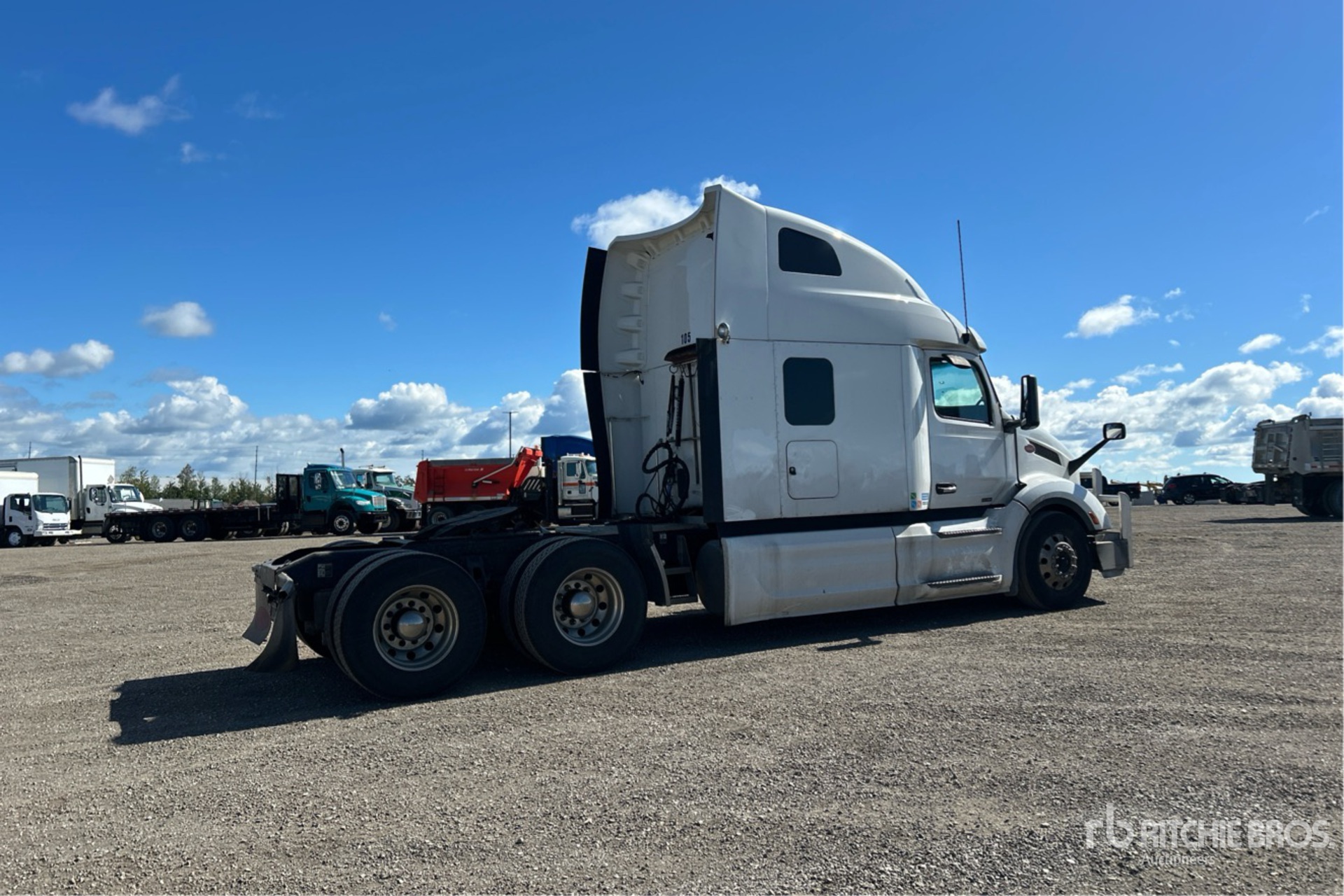 2023 Peterbilt 579