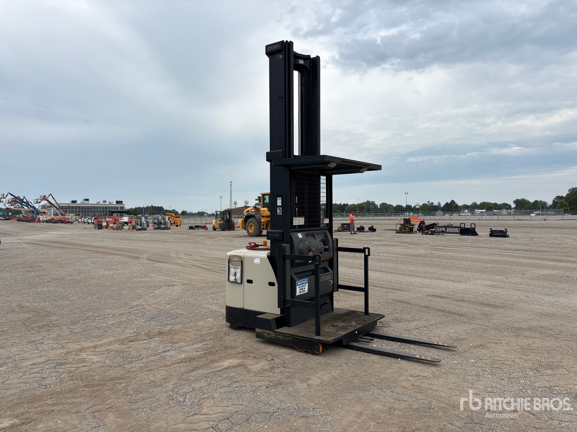 2006 Crown SP3450H-30
