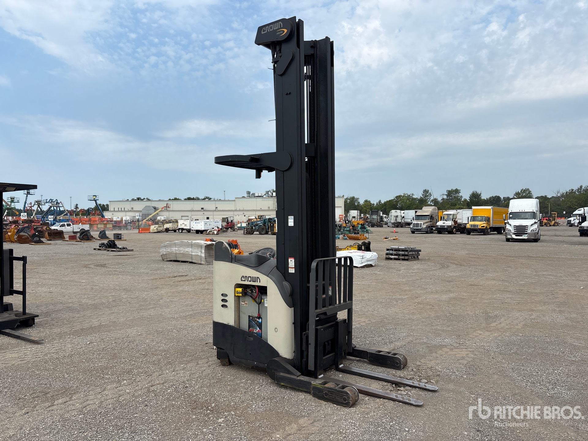 2006 Crown RR5225-45