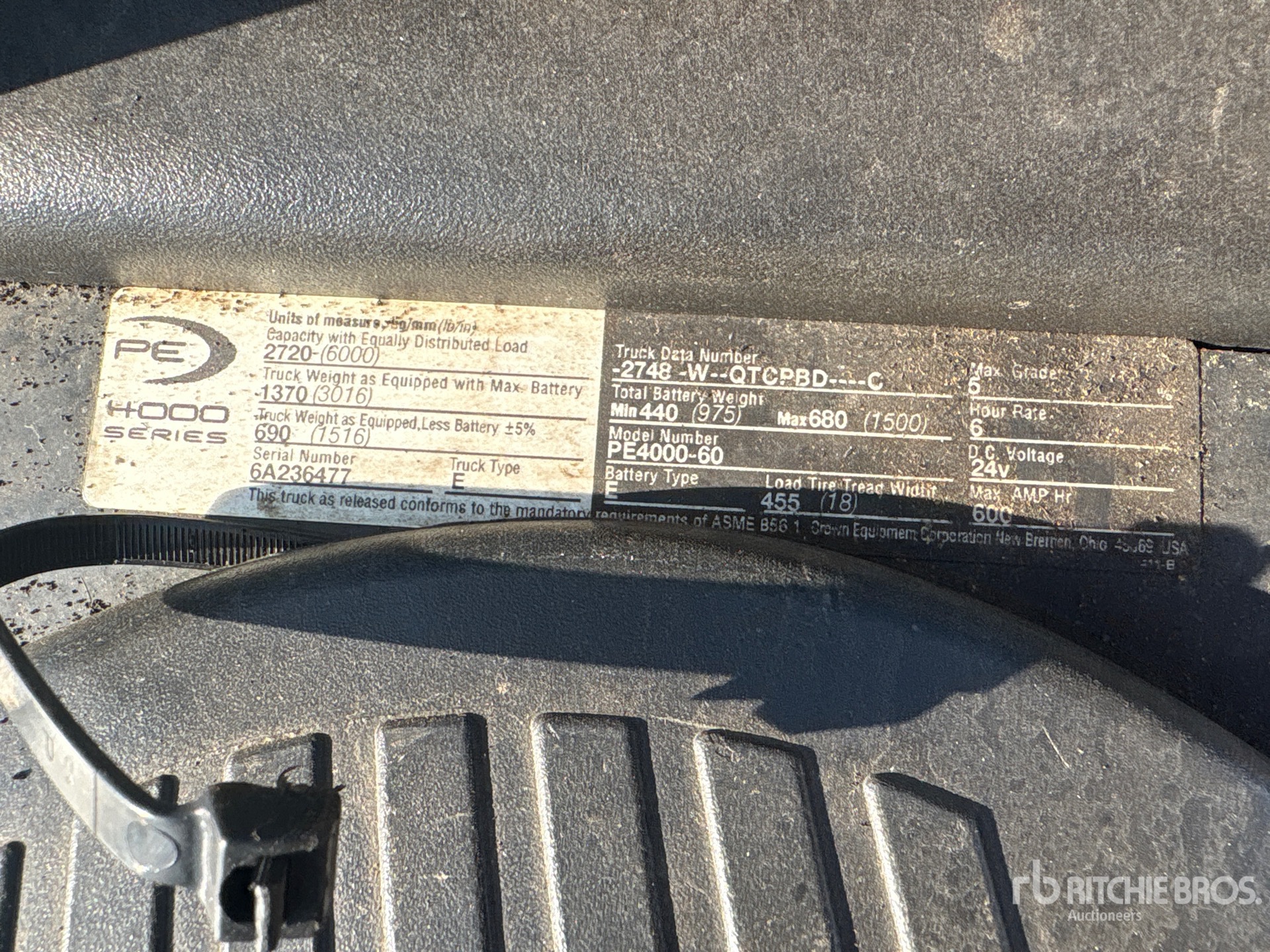 2006 Crown PE4000-60