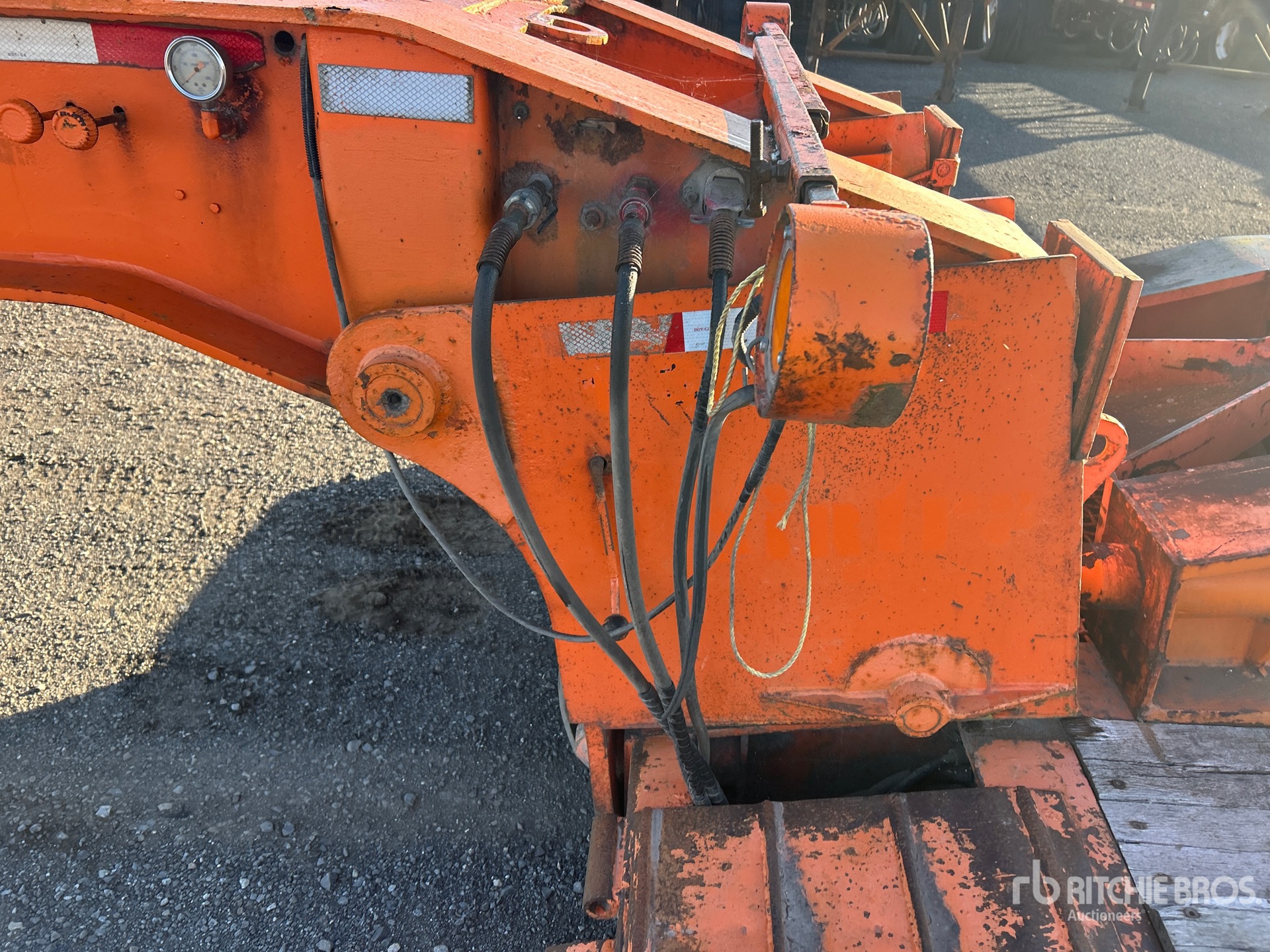 1992 Trail King TK100HDG