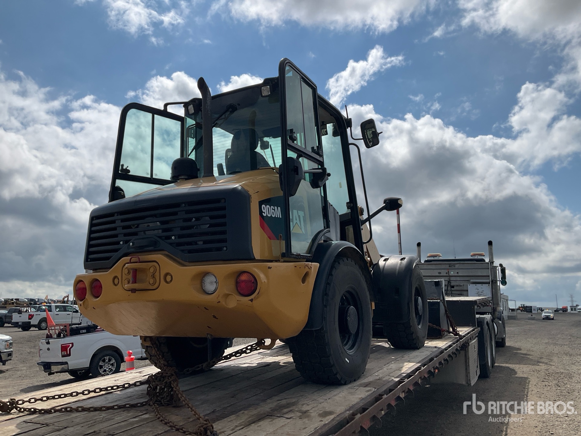 2016 Caterpillar 906M