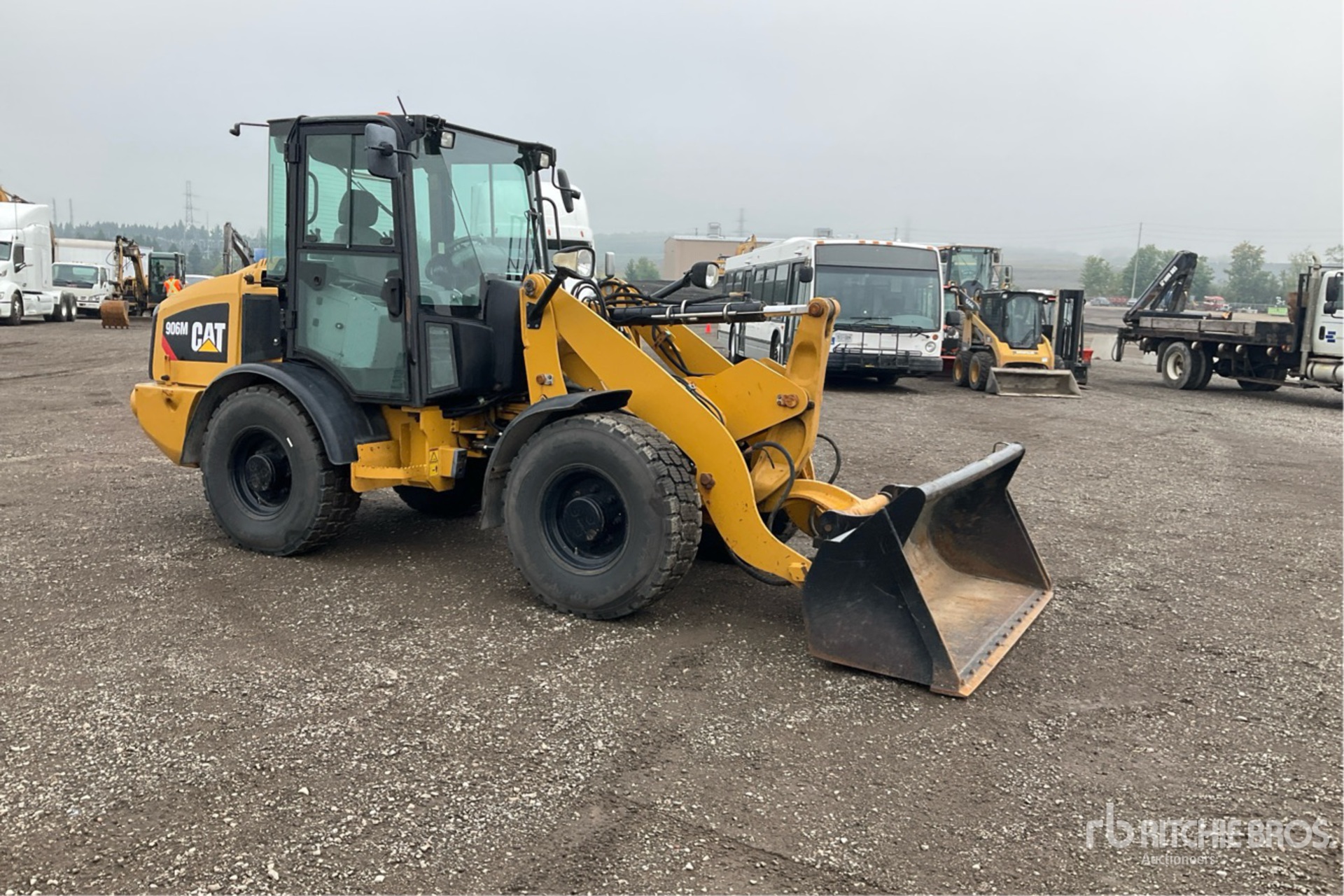2016 Caterpillar 906M