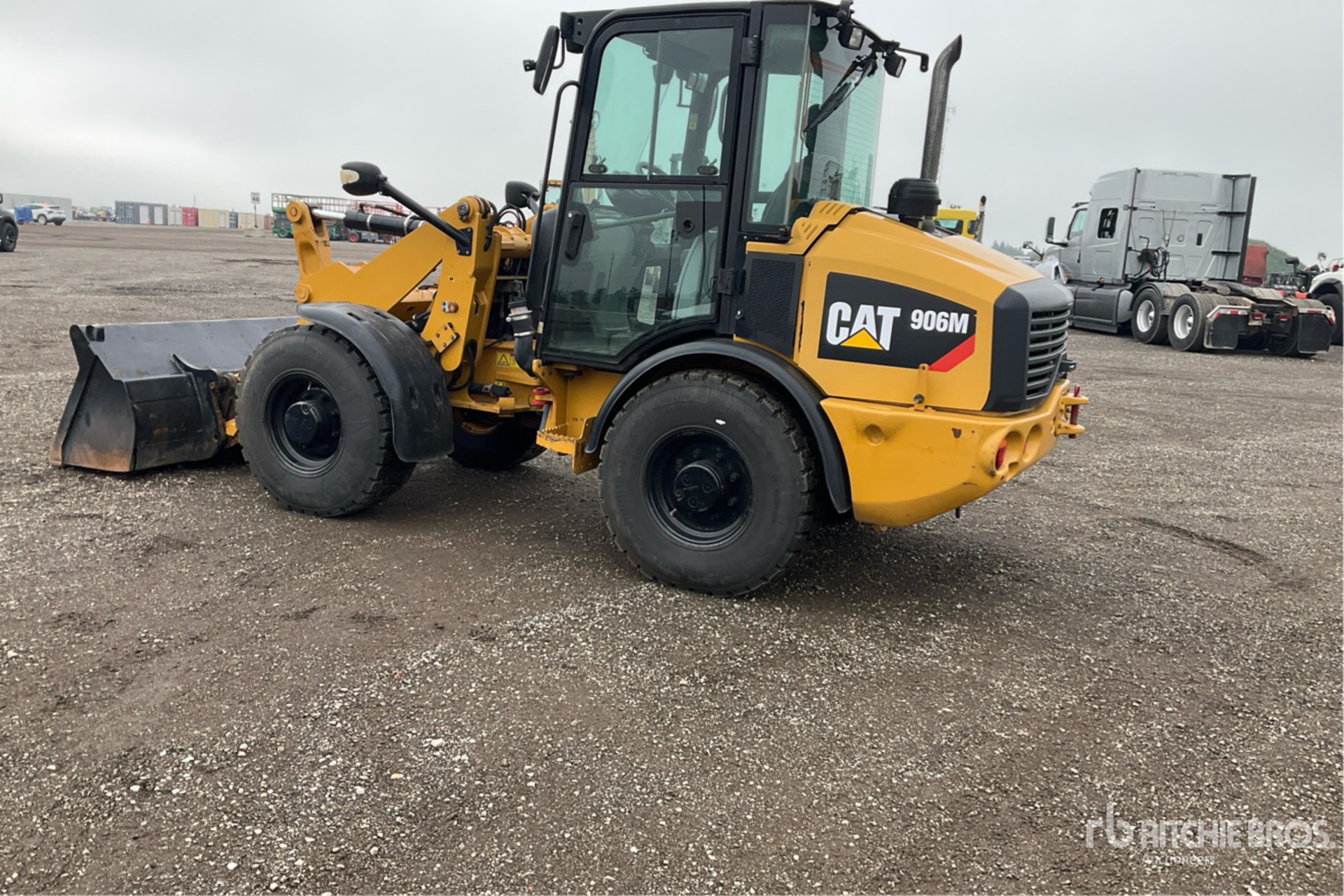 2016 Caterpillar 906M