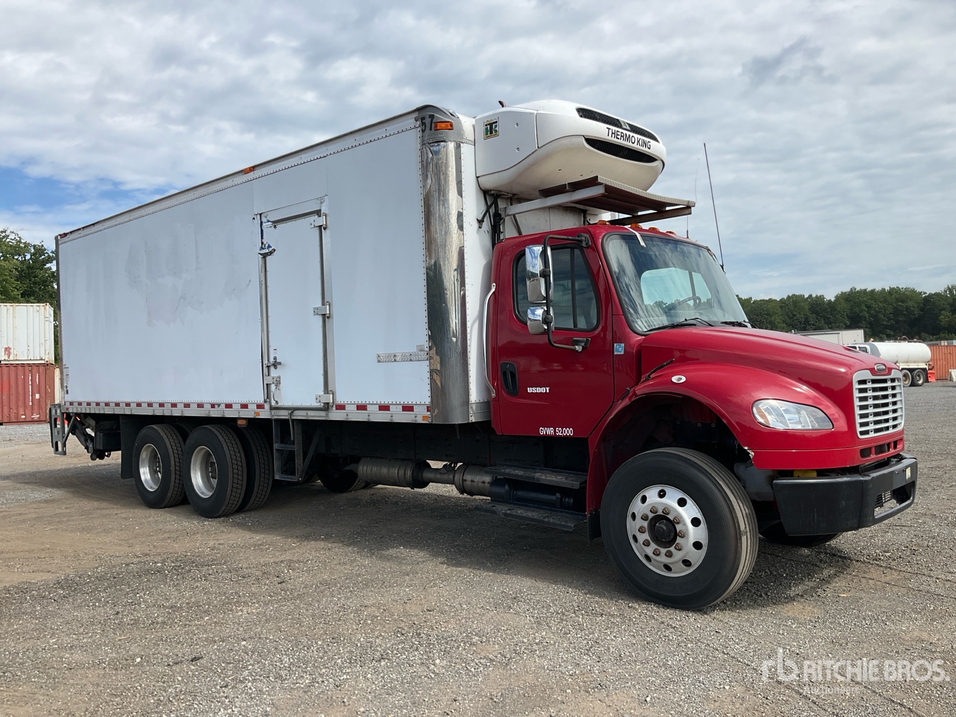 2016 Freightliner M2 106