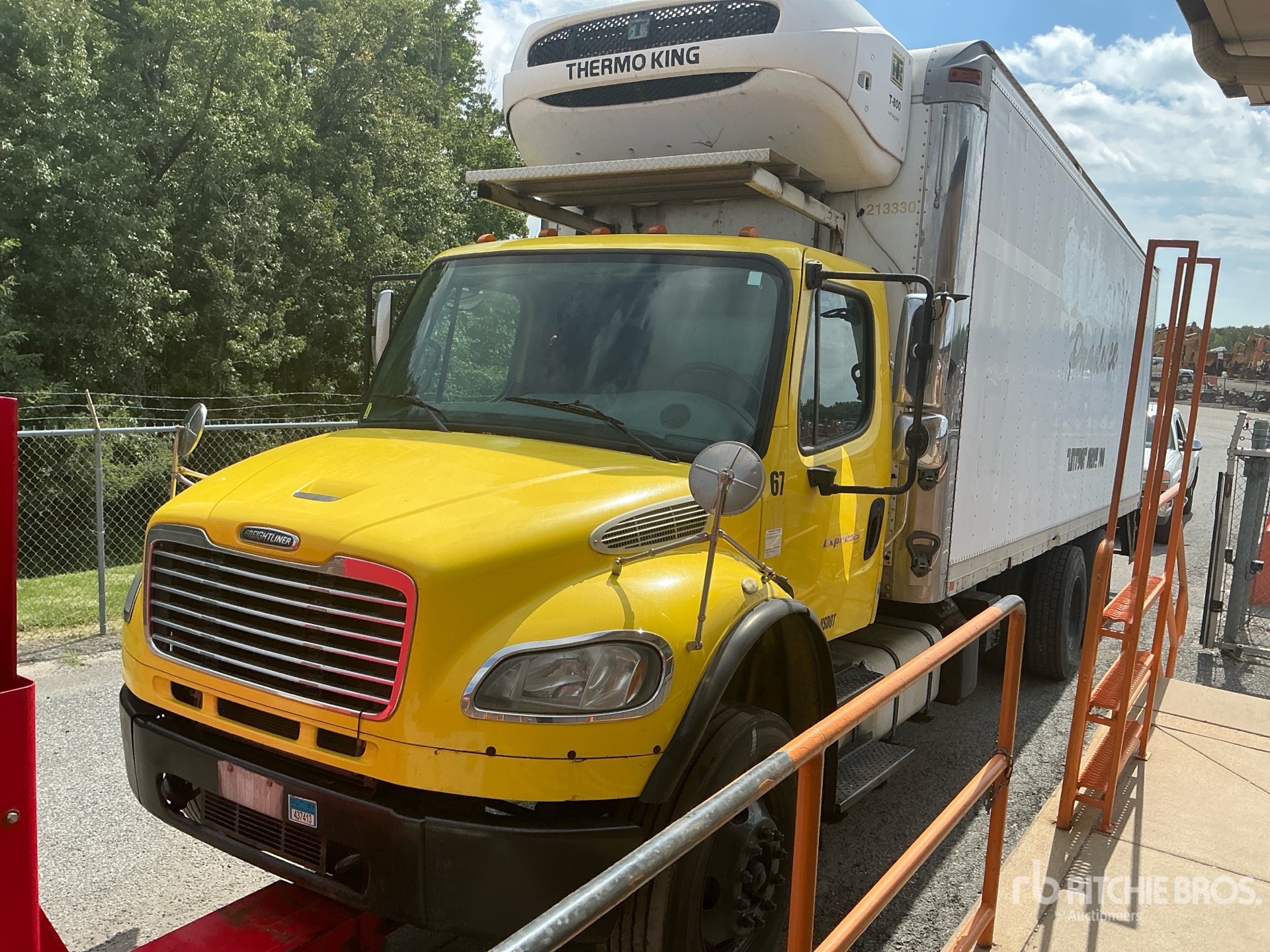 2014 Freightliner M2 106