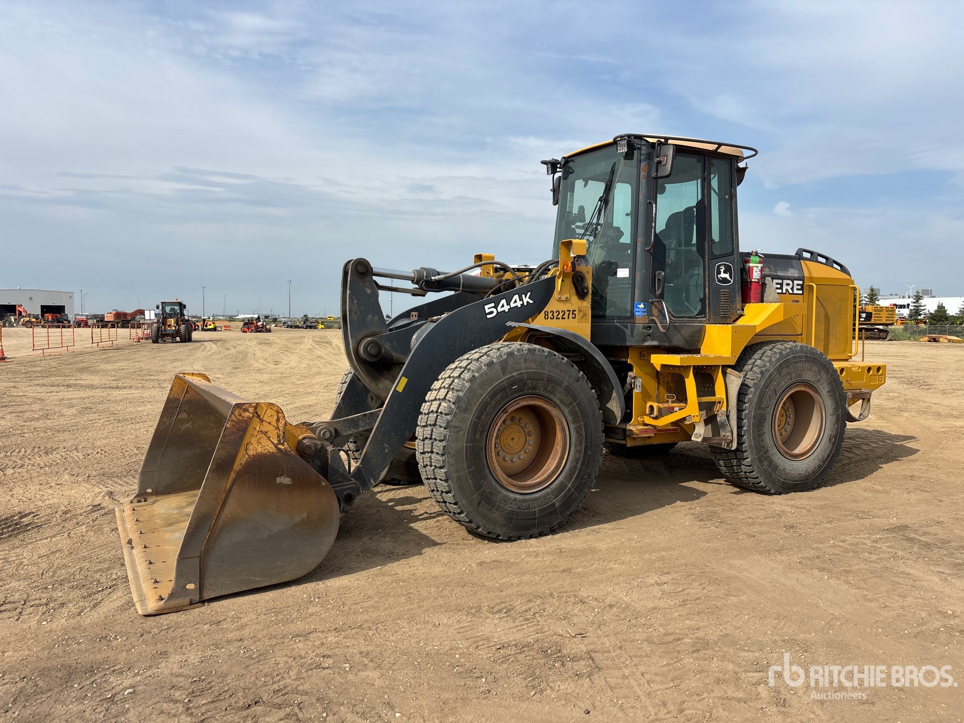 Photo of 2010 John Deere 544K