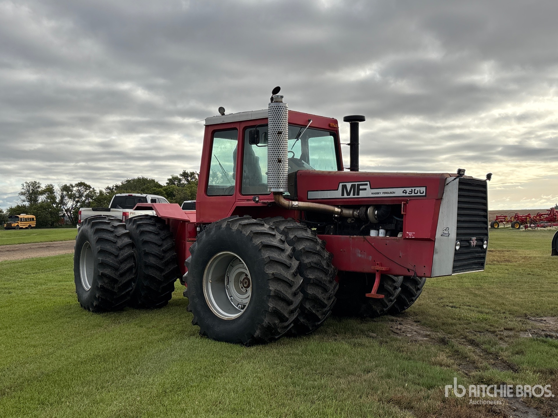 1983 Massey Ferguson 4900