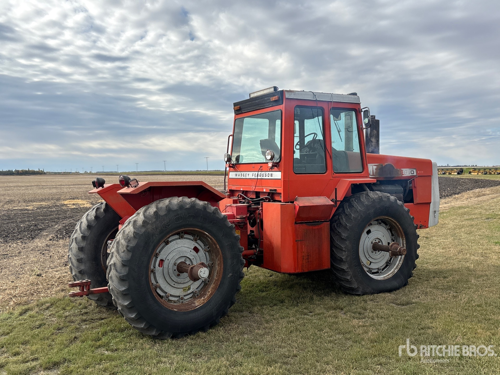 1983 Massey Ferguson 4880