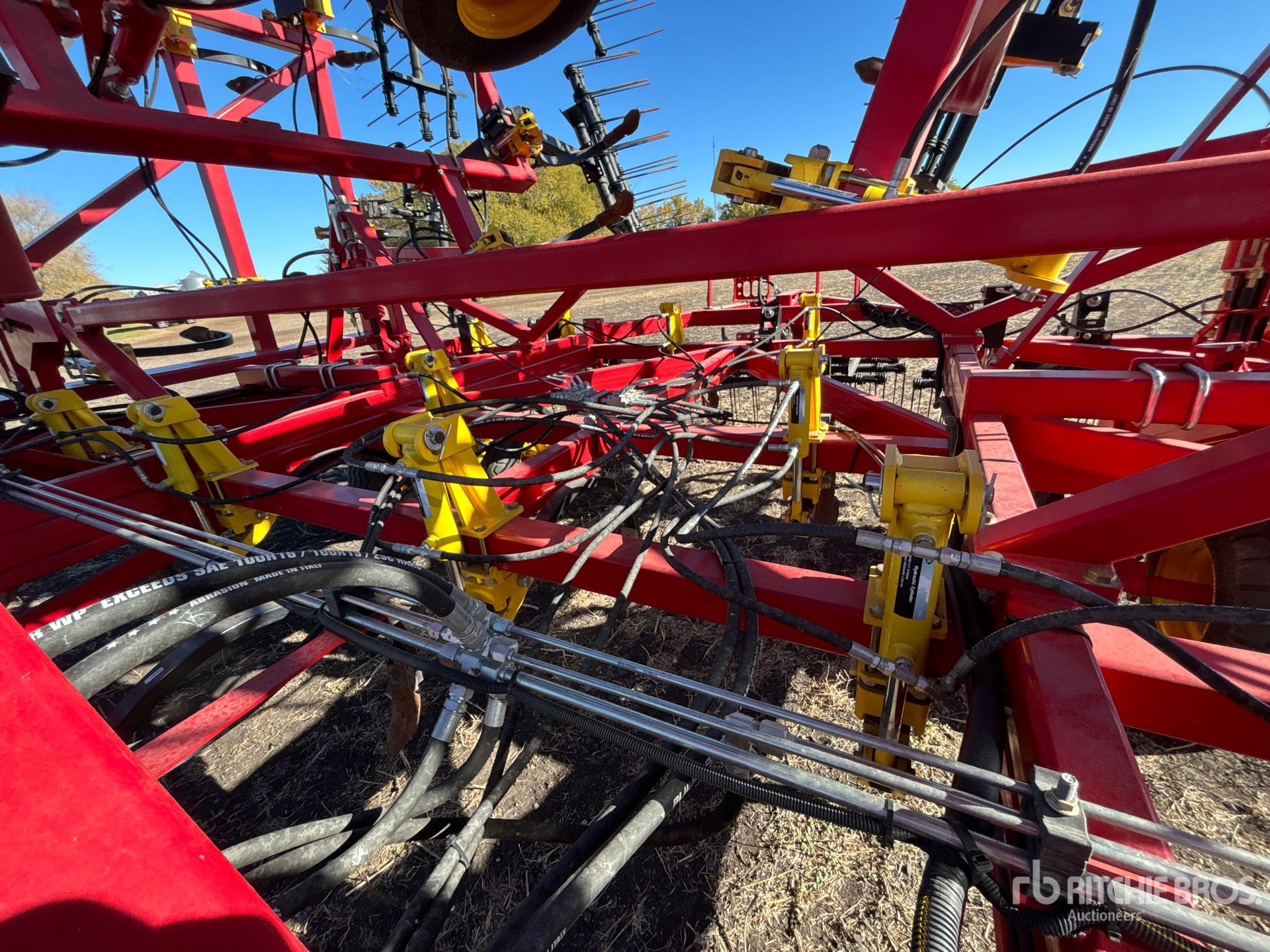 2024 Bourgault 9500
